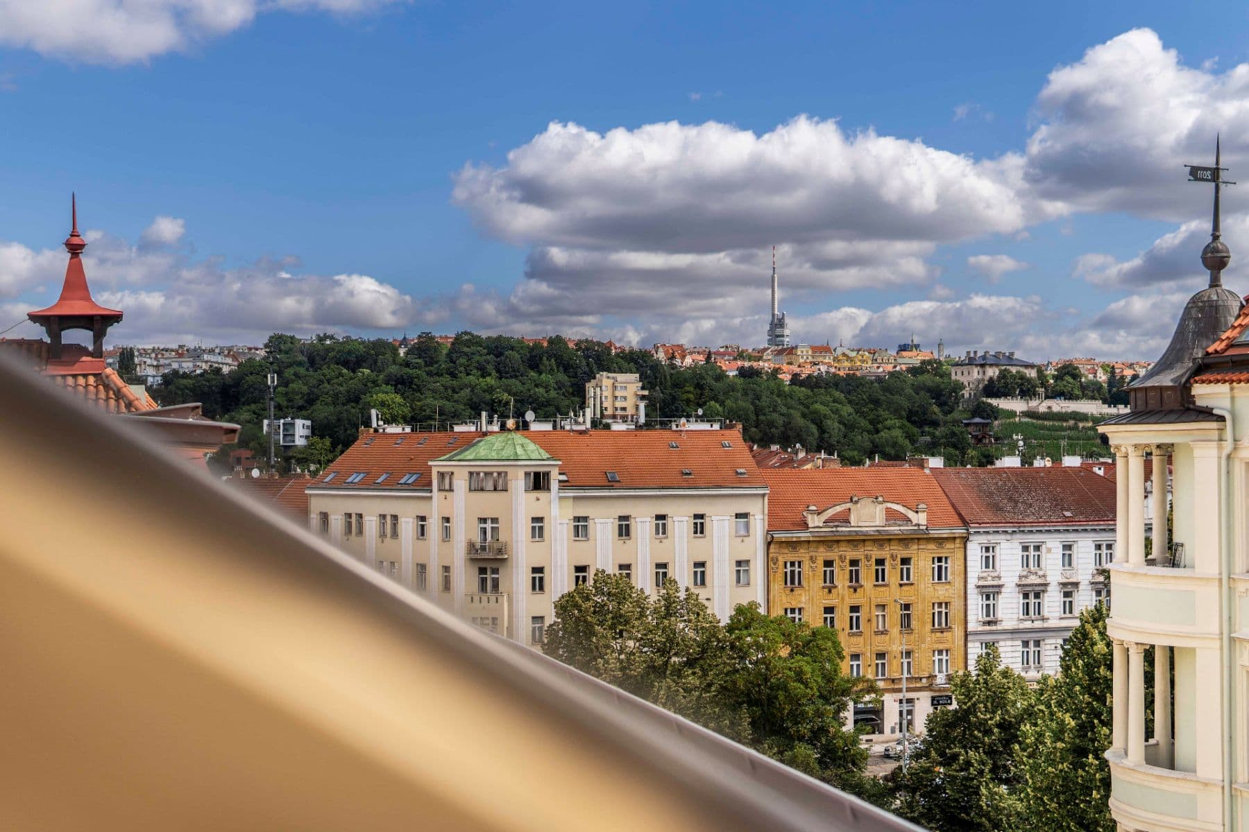 Prenájom bytu 3-izbový 91 m², Sezimova, Praha, Praha Prenájom bytu 3-izbový 91 m², Sezimova, Praha, Praha