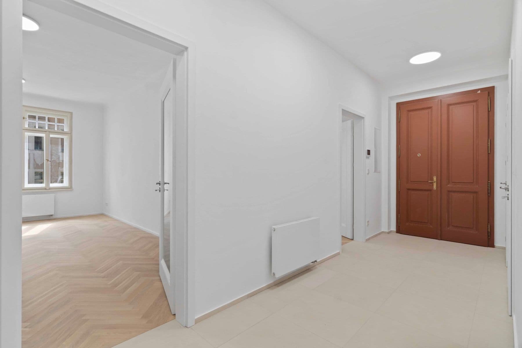 Prenájom bytu 4-izbový 87 m², Sezimova, Praha, Praha Prenájom bytu 4-izbový 87 m², Sezimova, Praha, Praha