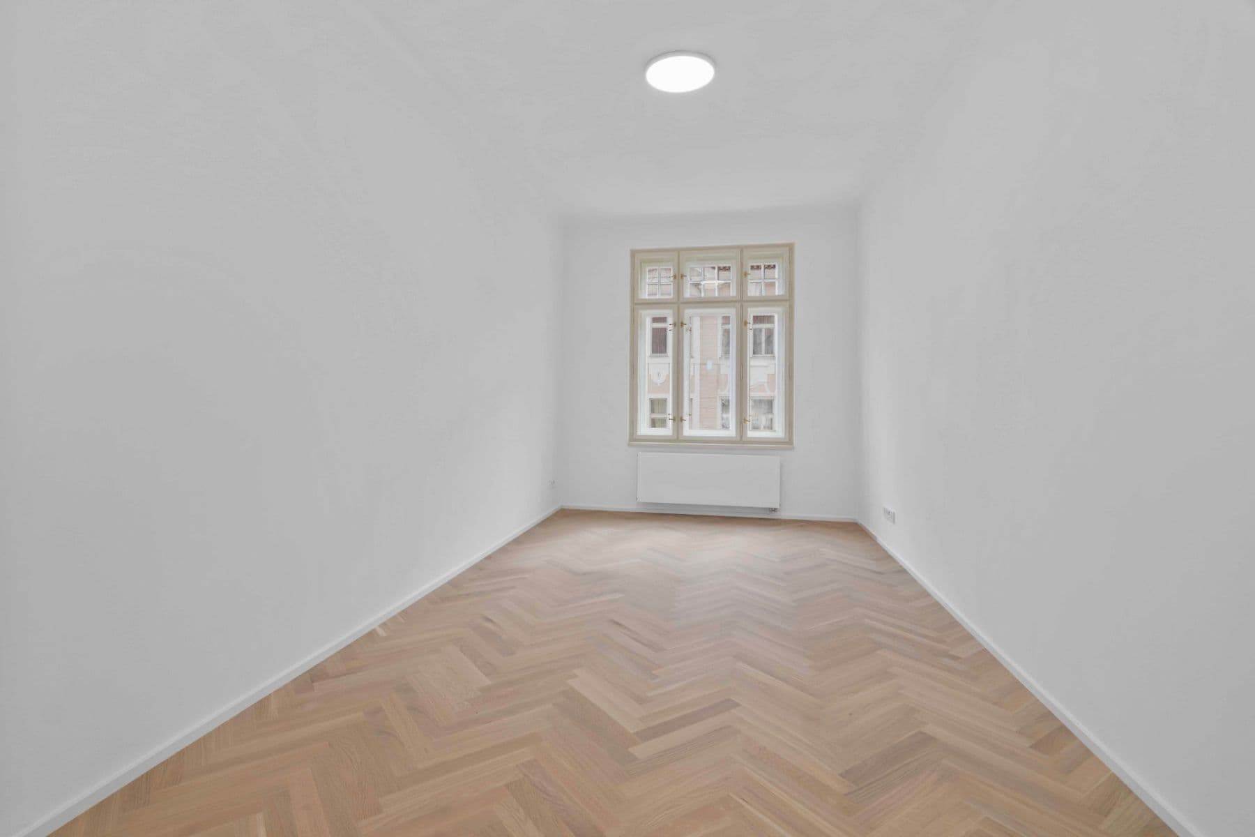 Prenájom bytu 3-izbový 66 m², Sezimova, Praha, Praha Prenájom bytu 3-izbový 66 m², Sezimova, Praha, Praha