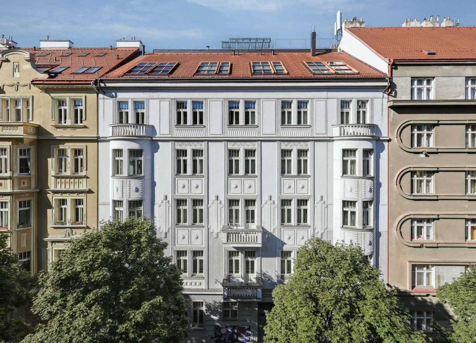 Prenájom bytu 3-izbový 109 m², Laubova, Praha, Praha Prenájom bytu 3-izbový 109 m², Laubova, Praha, Praha