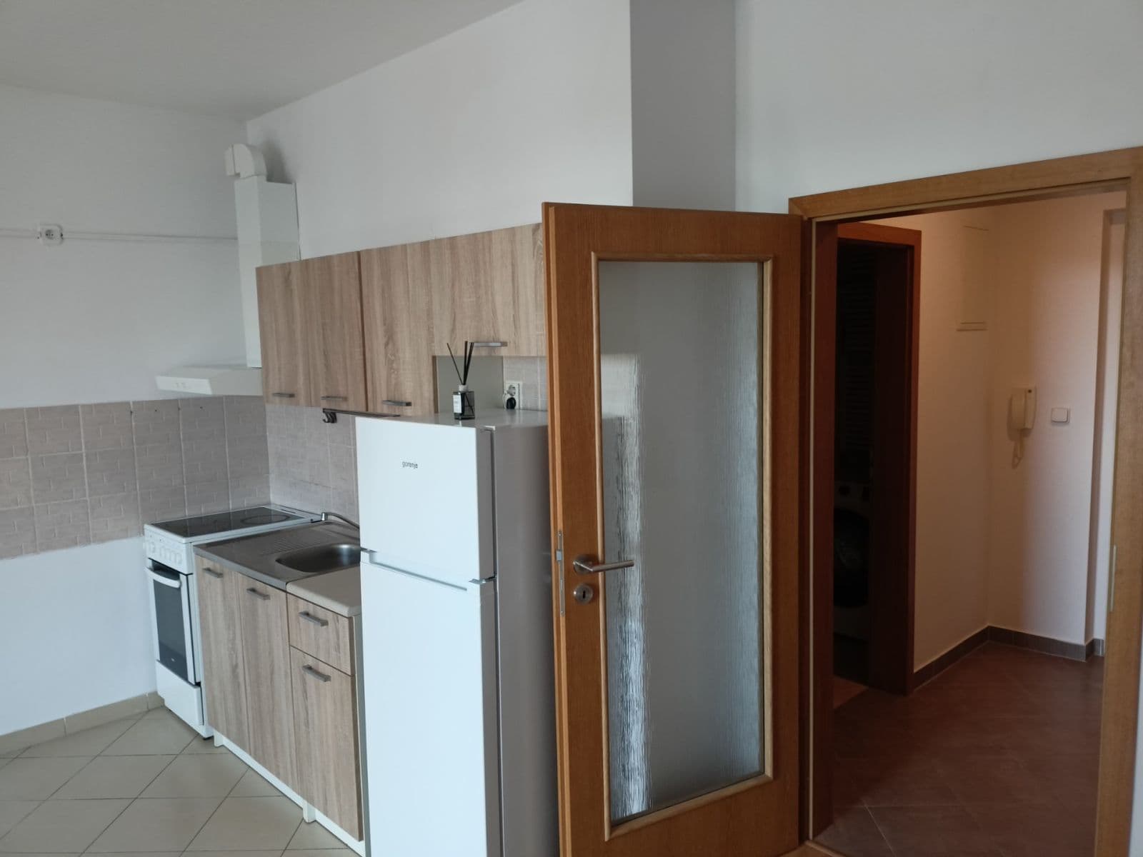 Prenájom bytu 1-izbový 35 m², Pavla Beneše, Praha, Praha Prenájom bytu 1-izbový 35 m², Pavla Beneše, Praha, Praha