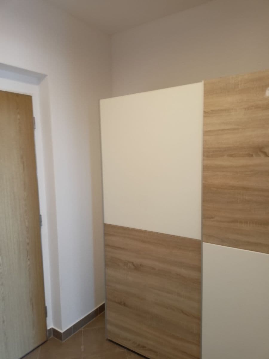 Prenájom bytu 1-izbový 35 m², Pavla Beneše, Praha, Praha Prenájom bytu 1-izbový 35 m², Pavla Beneše, Praha, Praha