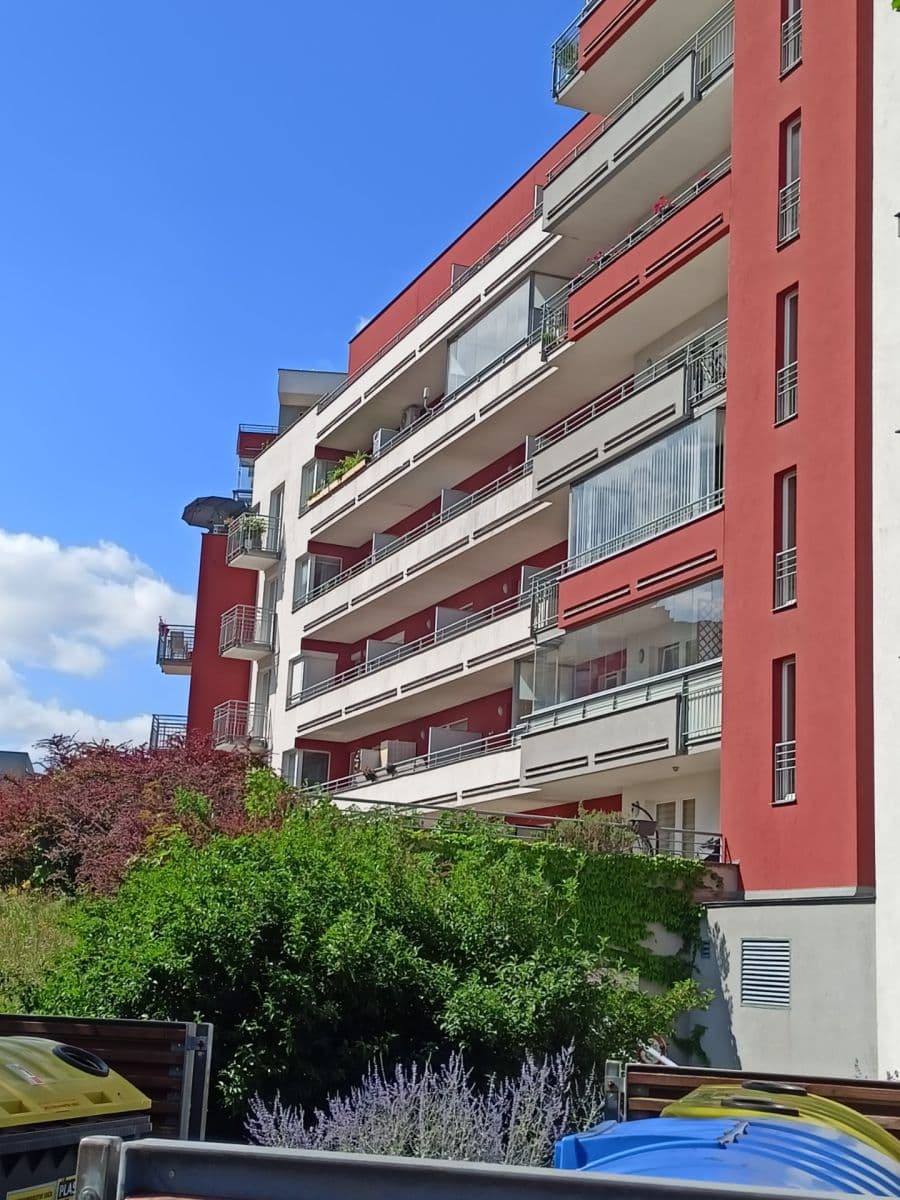 Prenájom bytu 1-izbový 35 m², Pavla Beneše, Praha, Praha Prenájom bytu 1-izbový 35 m², Pavla Beneše, Praha, Praha