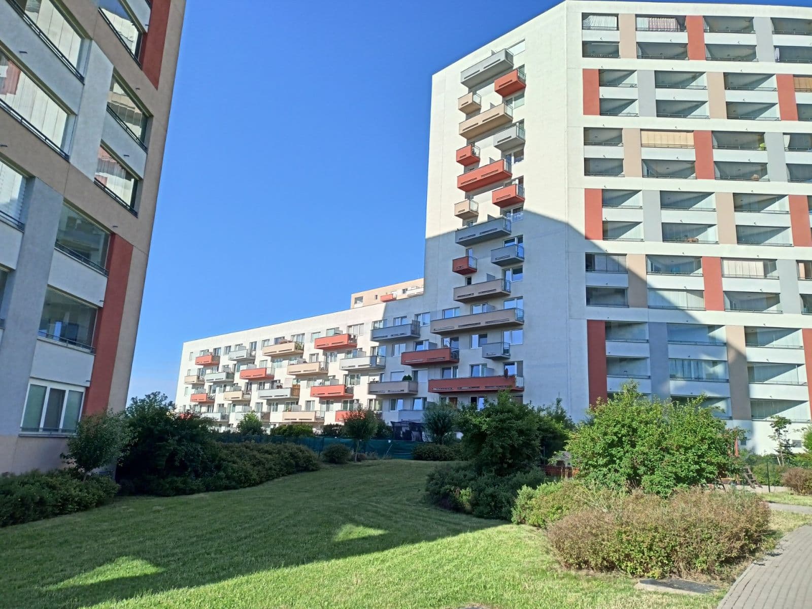 Prenájom bytu 1-izbový 28 m², Mantovská, Praha, Praha Prenájom bytu 1-izbový 28 m², Mantovská, Praha, Praha