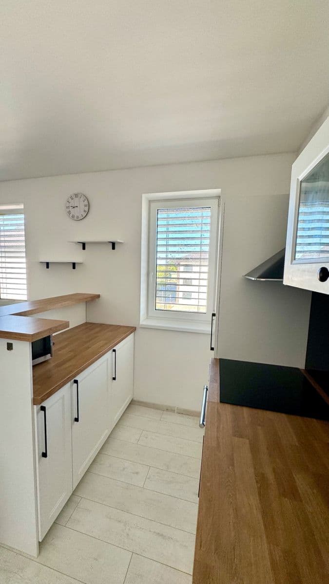 Predaj bytu 2-izbový 50 m², Kyselica, Trnavský kraj Predaj bytu 2-izbový 50 m², Kyselica, Trnavský kraj