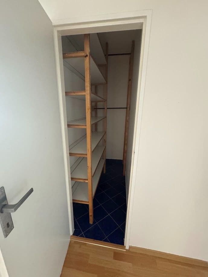 Prenájom bytu 3-izbový 76 m², Janského, Praha, Praha Prenájom bytu 3-izbový 76 m², Janského, Praha, Praha