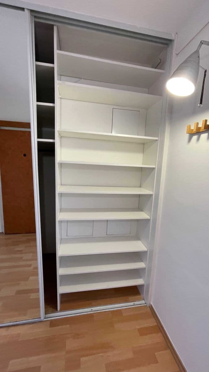 Prenájom bytu 3-izbový 76 m², Janského, Praha, Praha Prenájom bytu 3-izbový 76 m², Janského, Praha, Praha