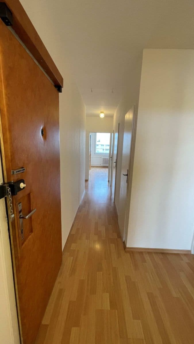 Prenájom bytu 3-izbový 76 m², Janského, Praha, Praha Prenájom bytu 3-izbový 76 m², Janského, Praha, Praha