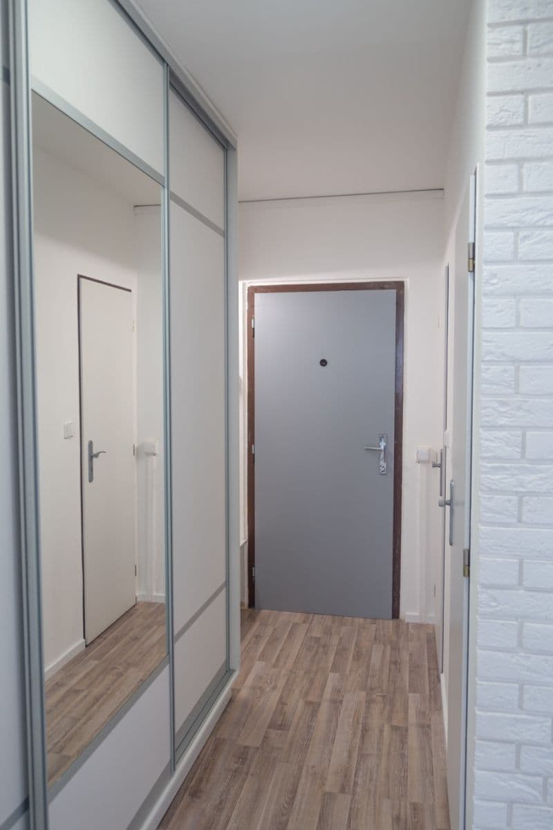 Prenájom bytu 2-izbový 48 m², Veslařská, Mělník, Středočeský kraj Prenájom bytu 2-izbový 48 m², Veslařská, Mělník, Středočeský kraj