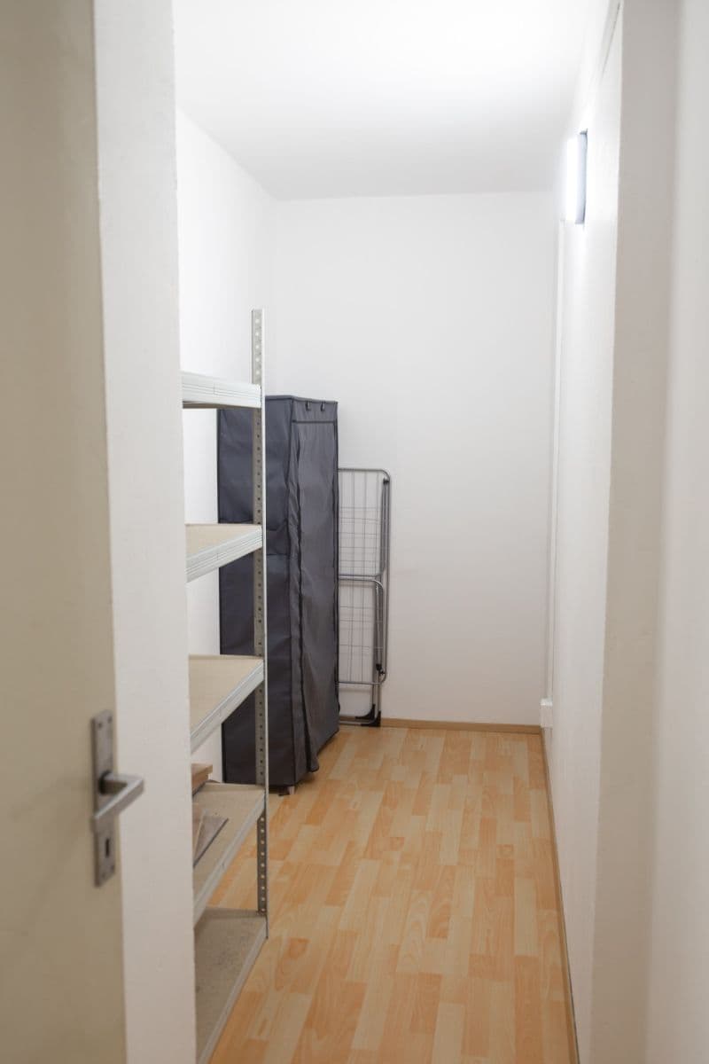 Prenájom bytu 2-izbový 48 m², Veslařská, Mělník, Středočeský kraj Prenájom bytu 2-izbový 48 m², Veslařská, Mělník, Středočeský kraj