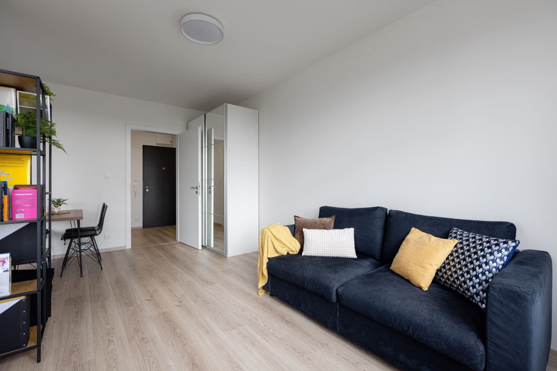 Prenájom bytu 1-izbový 45 m², Ondrákové, Praha, Praha Prenájom bytu 1-izbový 45 m², Ondrákové, Praha, Praha