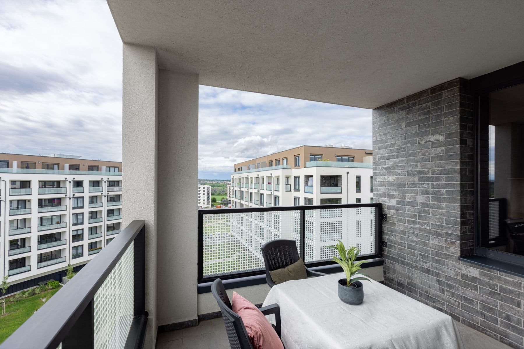 Prenájom bytu 1-izbový 45 m², Ondrákové, Praha, Praha Prenájom bytu 1-izbový 45 m², Ondrákové, Praha, Praha