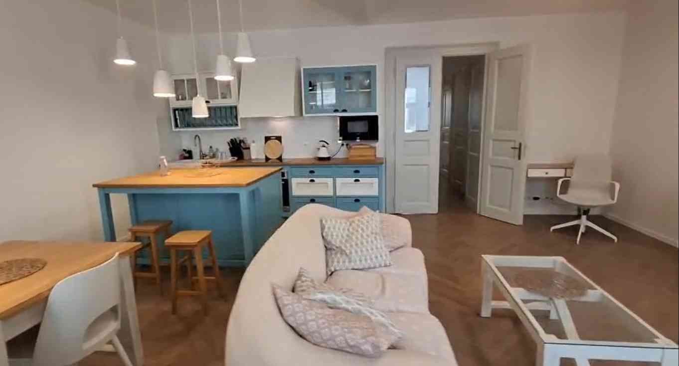 Prenájom bytu 2-izbový 84 m², Žatecká, Praha, Praha Prenájom bytu 2-izbový 84 m², Žatecká, Praha, Praha