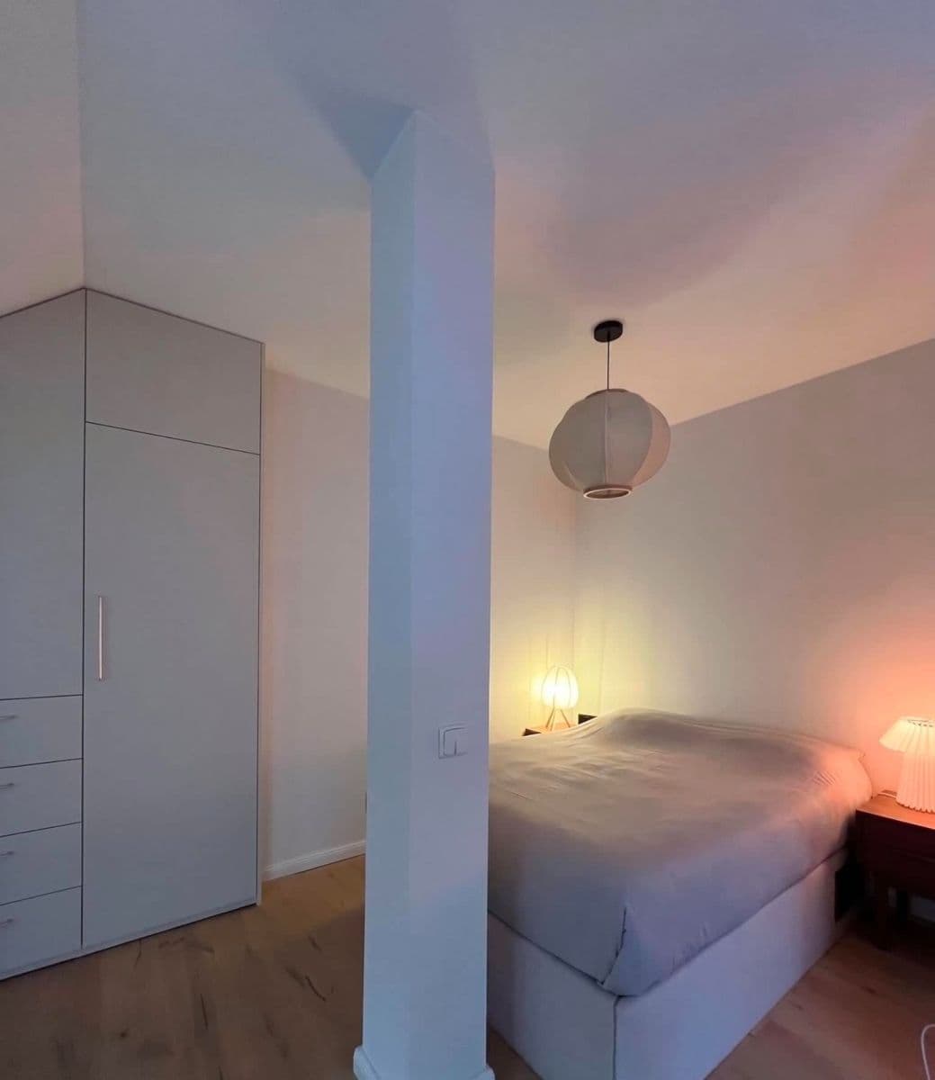 Prenájom bytu 1-izbový 55 m², Bulharská, Praha, Praha Prenájom bytu 1-izbový 55 m², Bulharská, Praha, Praha
