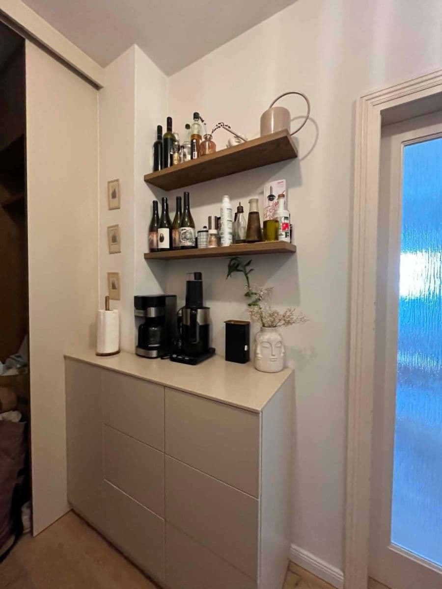 Prenájom bytu 1-izbový 55 m², Bulharská, Praha, Praha Prenájom bytu 1-izbový 55 m², Bulharská, Praha, Praha