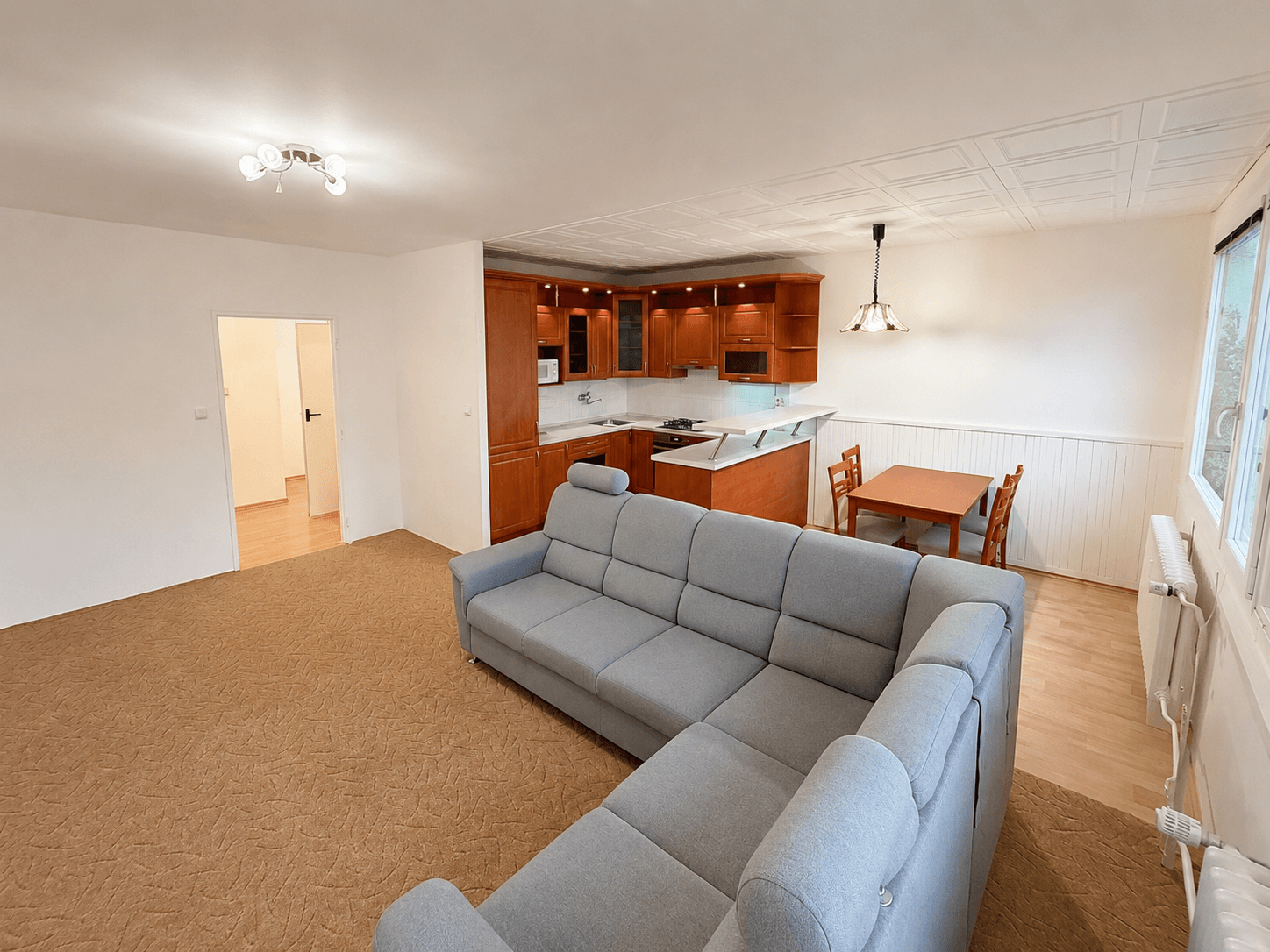 Prenájom bytu 3-izbový 69 m², Nad Stadionem, Králův Dvůr, Středočeský kraj Prenájom bytu 3-izbový 69 m², Nad Stadionem, Králův Dvůr, Středočeský kraj