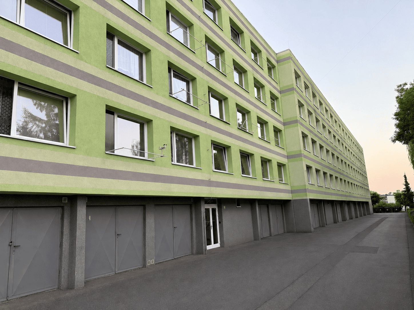 Prenájom bytu 3-izbový 69 m², Nad Stadionem, Králův Dvůr, Středočeský kraj Prenájom bytu 3-izbový 69 m², Nad Stadionem, Králův Dvůr, Středočeský kraj