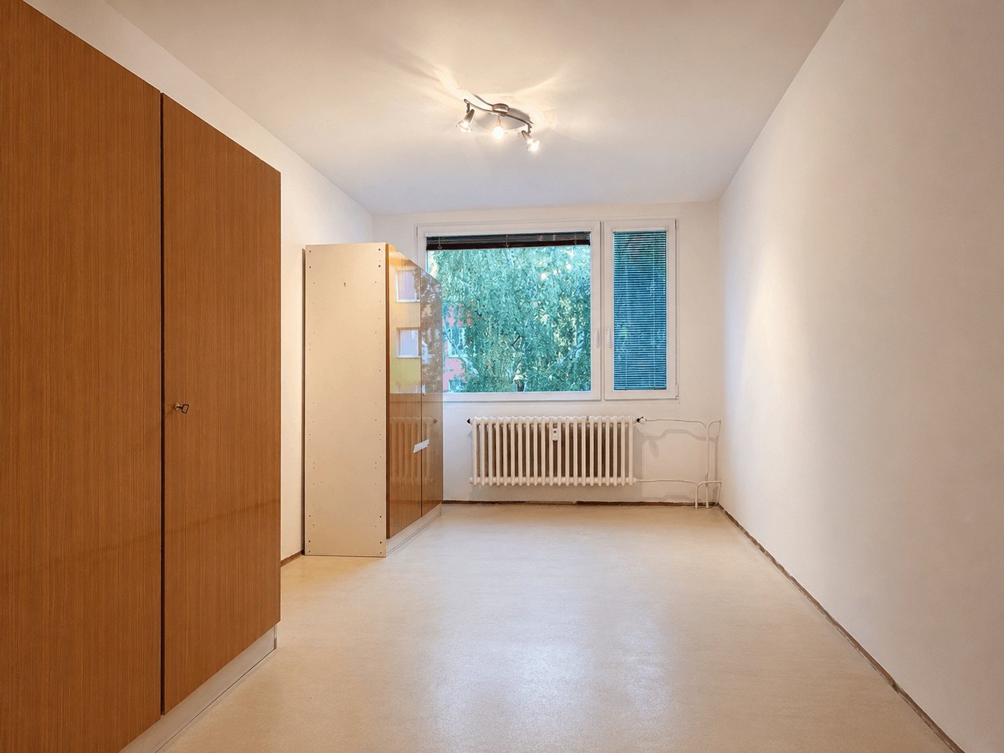 Prenájom bytu 3-izbový 69 m², Nad Stadionem, Králův Dvůr, Středočeský kraj Prenájom bytu 3-izbový 69 m², Nad Stadionem, Králův Dvůr, Středočeský kraj