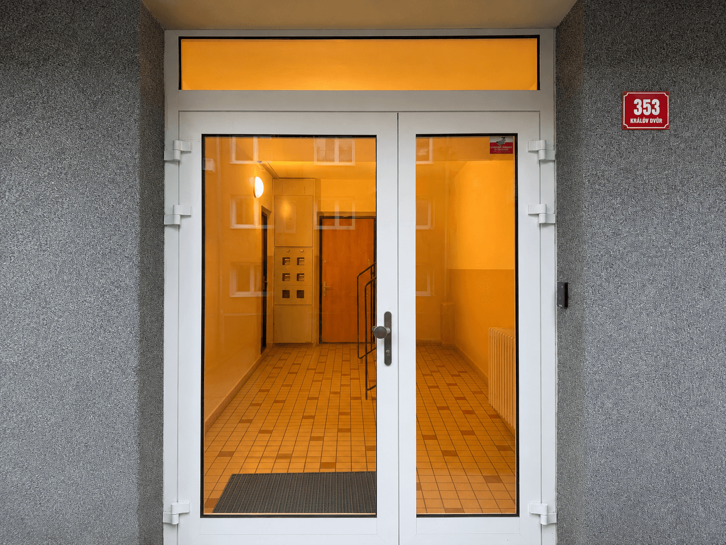 Prenájom bytu 3-izbový 69 m², Nad Stadionem, Králův Dvůr, Středočeský kraj Prenájom bytu 3-izbový 69 m², Nad Stadionem, Králův Dvůr, Středočeský kraj