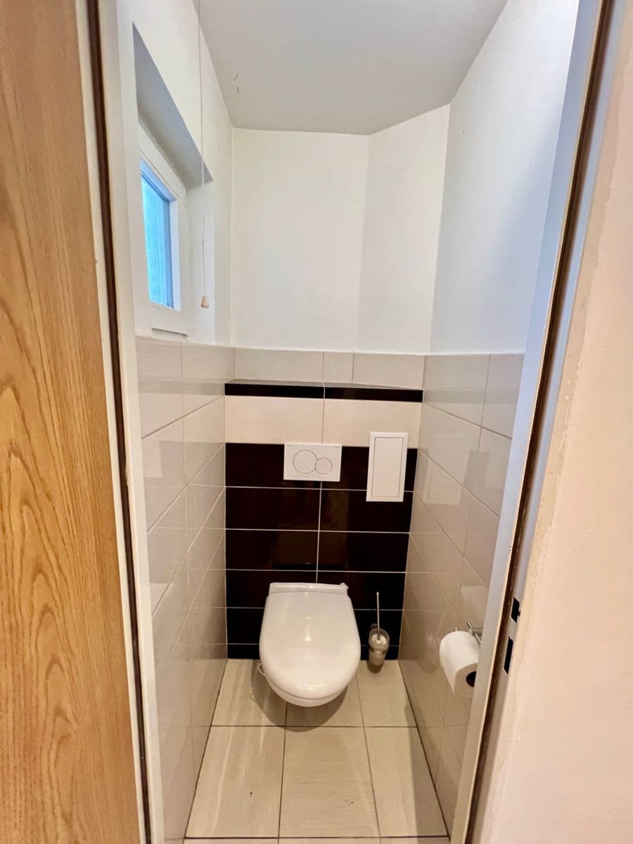 Prenájom bytu 2-izbový 45 m², Pivovarnická, Praha, Praha Prenájom bytu 2-izbový 45 m², Pivovarnická, Praha, Praha