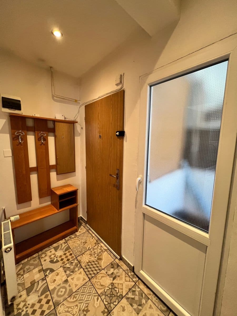 Prenájom bytu 2-izbový 45 m², Pivovarnická, Praha, Praha Prenájom bytu 2-izbový 45 m², Pivovarnická, Praha, Praha