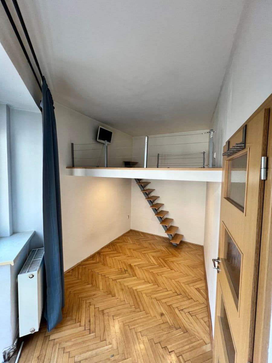 Prenájom bytu 2-izbový 45 m², Pivovarnická, Praha, Praha Prenájom bytu 2-izbový 45 m², Pivovarnická, Praha, Praha