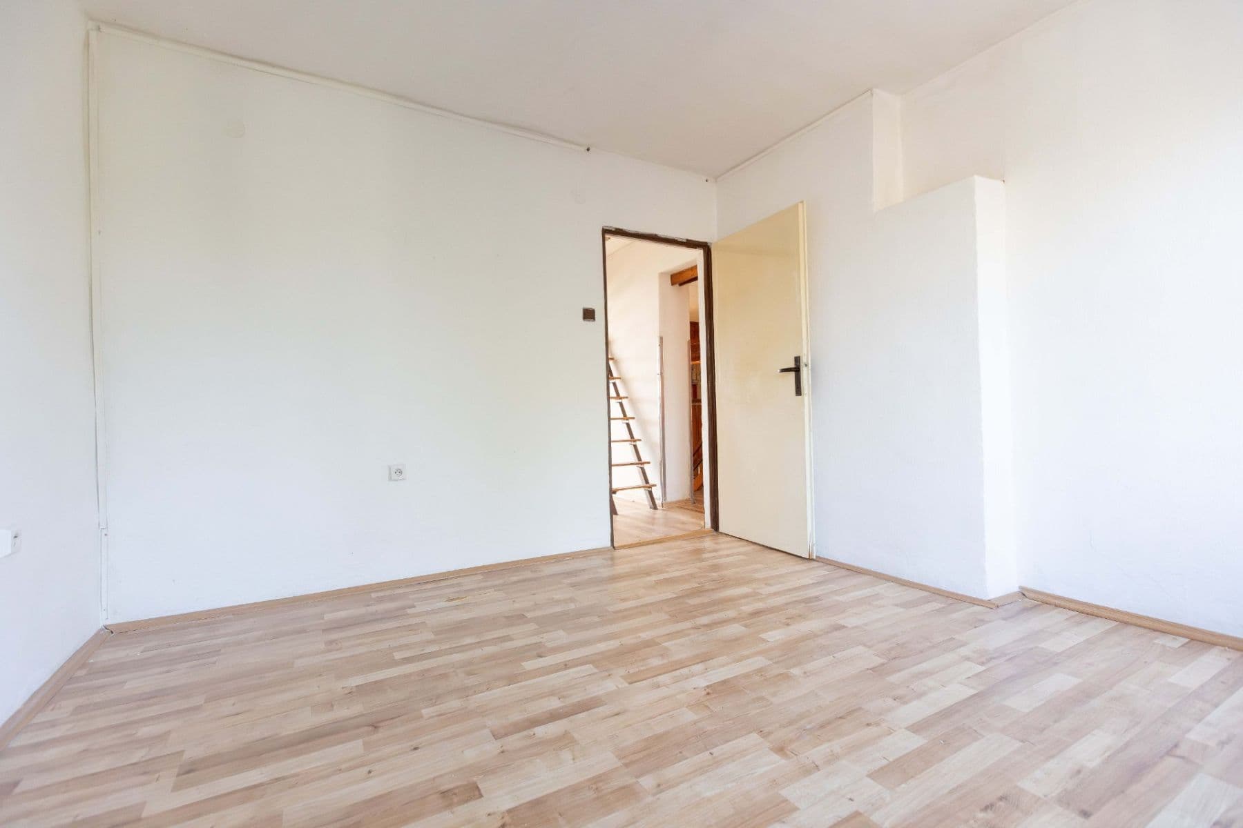 Predaj domu 186 m², pozemok 1.309 m², Štítary, Jihomoravský kraj Predaj domu 186 m², pozemok 1.309 m², Štítary, Jihomoravský kraj