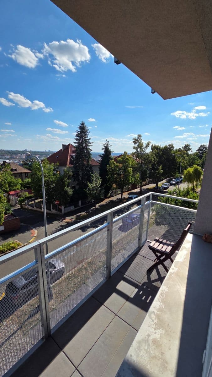 Prenájom bytu 3-izbový 72 m², Nad Krocínkou, Praha, Praha Prenájom bytu 3-izbový 72 m², Nad Krocínkou, Praha, Praha
