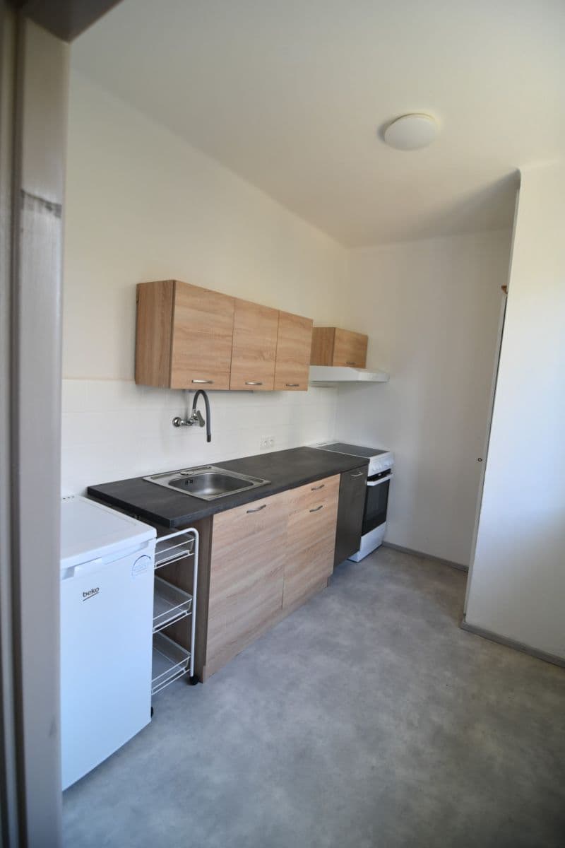 Prenájom bytu 3-izbový 72 m², Nad Krocínkou, Praha, Praha Prenájom bytu 3-izbový 72 m², Nad Krocínkou, Praha, Praha
