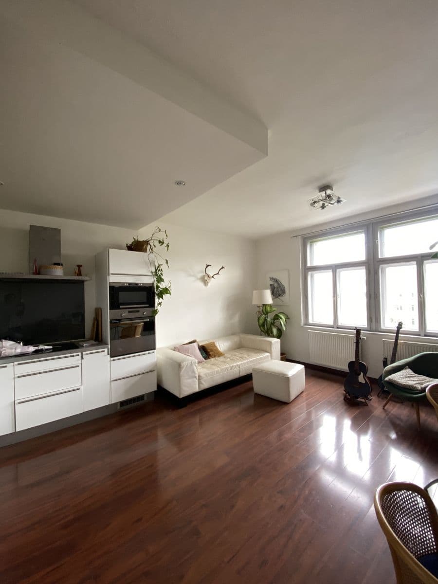 Prenájom bytu 50 m², Na Výšinách, Praha, Praha Prenájom bytu 50 m², Na Výšinách, Praha, Praha