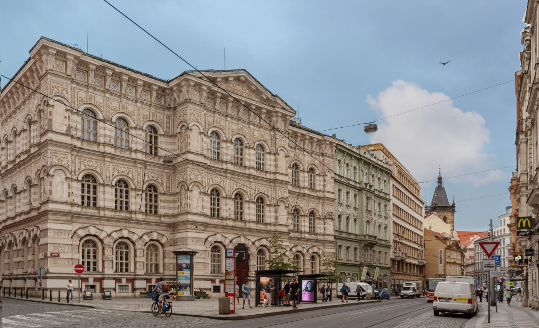 Prenájom bytu 75 m², Navrátilova, Praha, Praha Prenájom bytu 75 m², Navrátilova, Praha, Praha