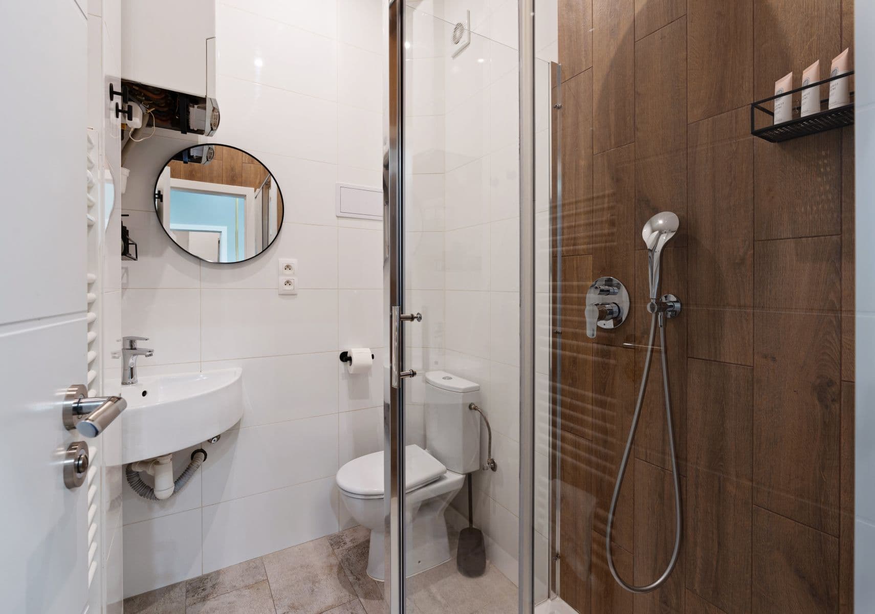 Prenájom bytu 75 m², Navrátilova, Praha, Praha Prenájom bytu 75 m², Navrátilova, Praha, Praha