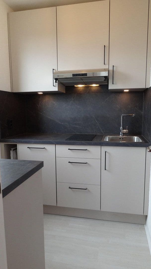 Predaj bytu 1-izbový 35 m², Tiroler Str. 101, Frankfurt am Main, Hesensko Predaj bytu 1-izbový 35 m², Tiroler Str. 101, Frankfurt am Main, Hesensko