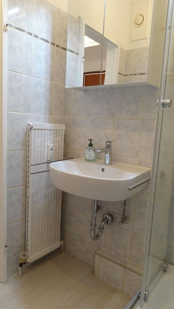 Predaj bytu 1-izbový 35 m², Tiroler Str. 101, Frankfurt am Main, Hesensko Predaj bytu 1-izbový 35 m², Tiroler Str. 101, Frankfurt am Main, Hesensko