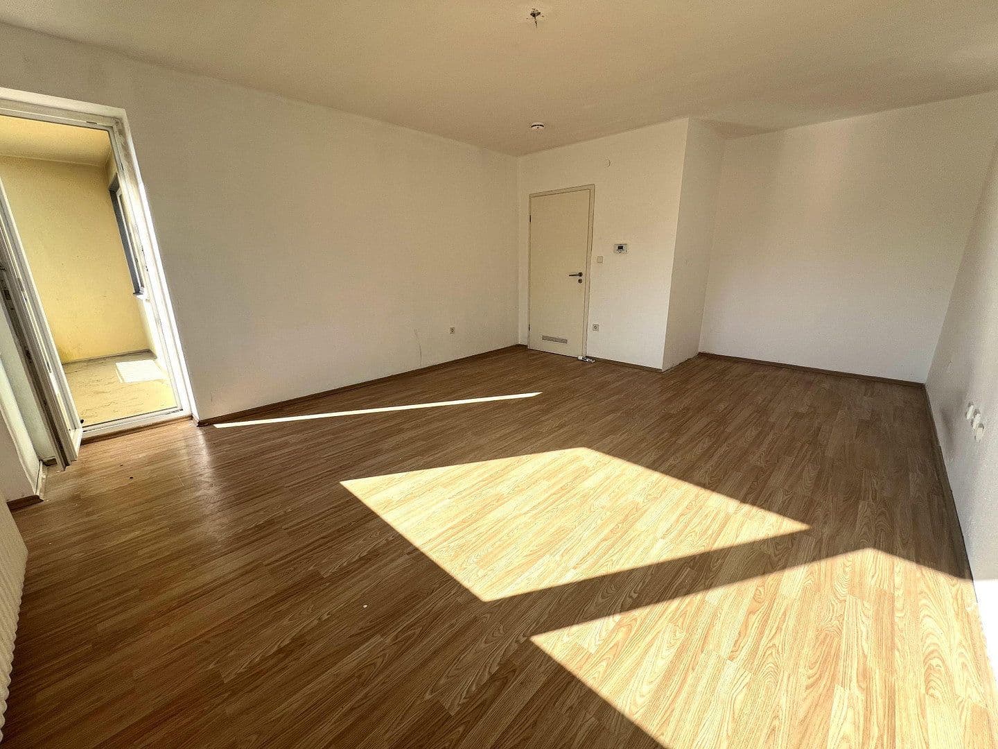 Prenájom bytu 1-izbový 44 m², Mainstraße 2, Heiligenhaus, Severné Porýnie - Westfálsko Prenájom bytu 1-izbový 44 m², Mainstraße 2, Heiligenhaus, Severné Porýnie - Westfálsko
