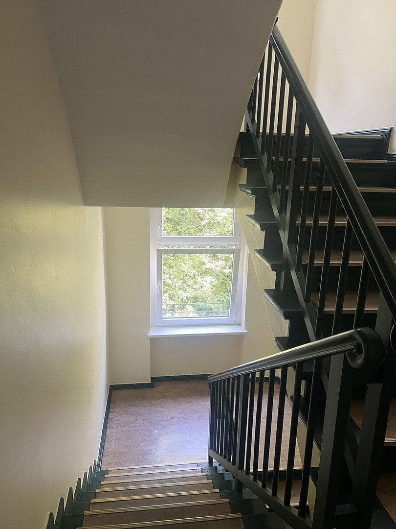 Prenájom bytu 3-izbový 90 m², Berlin, Berlín Prenájom bytu 3-izbový 90 m², Berlin, Berlín
