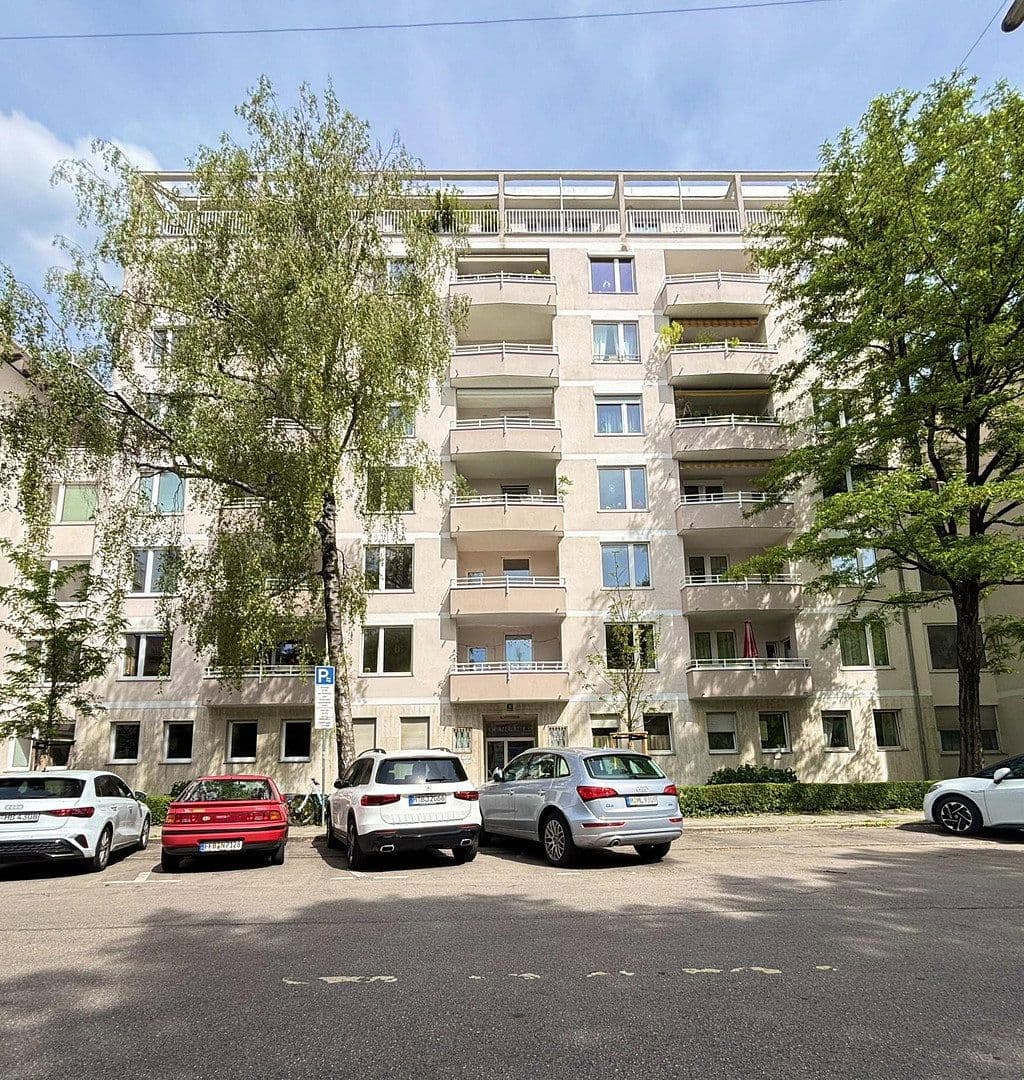 Predaj bytu 3-izbový 80 m², München, Bavorsko Predaj bytu 3-izbový 80 m², München, Bavorsko