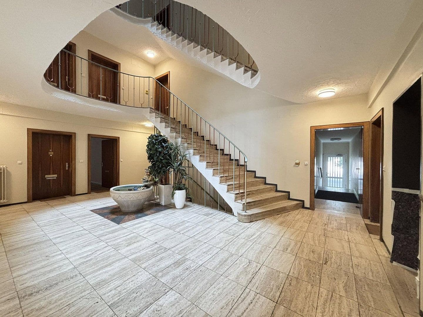 Predaj bytu 3-izbový 80 m², München, Bavorsko Predaj bytu 3-izbový 80 m², München, Bavorsko