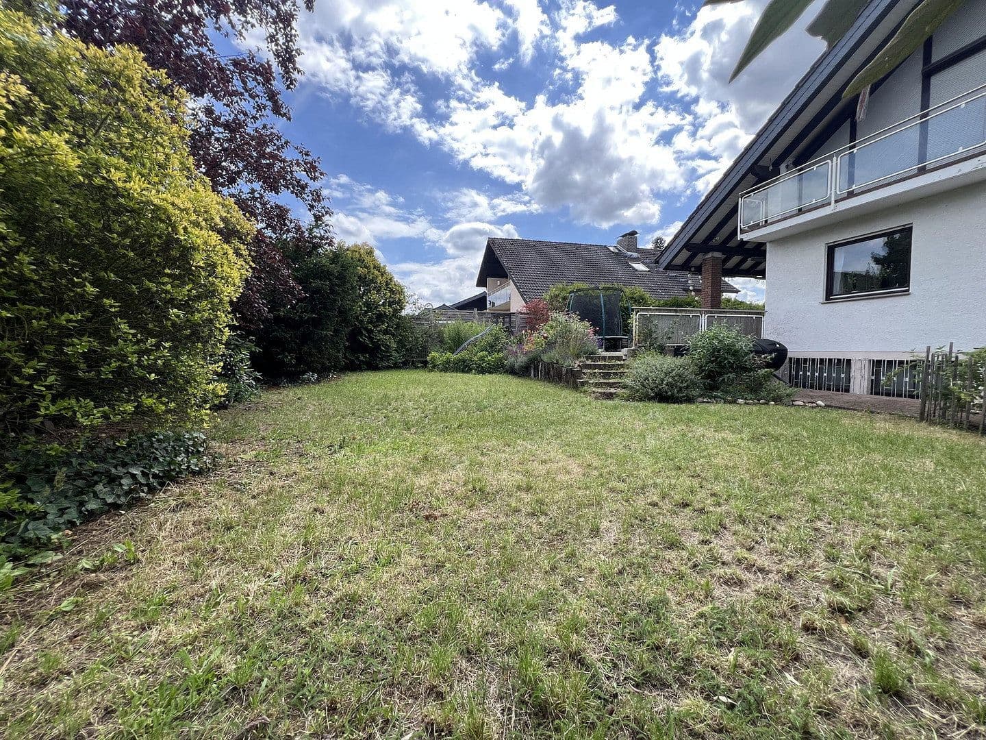 Predaj domu 144 m², pozemok 615 m², Büttelborn, Hesensko Predaj domu 144 m², pozemok 615 m², Büttelborn, Hesensko