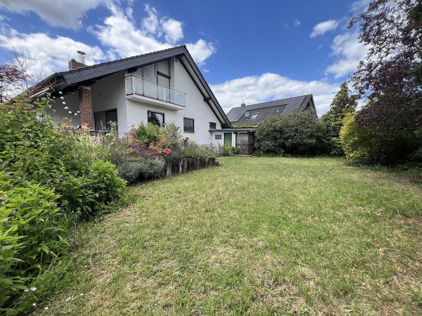 Predaj domu 144 m², pozemok 615 m², Büttelborn, Hesensko Predaj domu 144 m², pozemok 615 m², Büttelborn, Hesensko