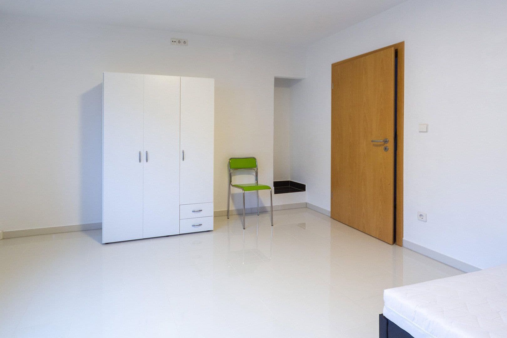Prenájom bytu 3-izbový 74 m², Quellenstraße 23, Reutlingen, Bádensko-Wurttembersko Prenájom bytu 3-izbový 74 m², Quellenstraße 23, Reutlingen, Bádensko-Wurttembersko