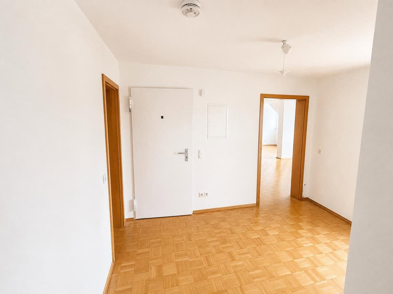 Prenájom bytu 2-izbový 78 m², Moltkestr. 1-5, Aachen, Severné Porýnie - Westfálsko Prenájom bytu 2-izbový 78 m², Moltkestr. 1-5, Aachen, Severné Porýnie - Westfálsko