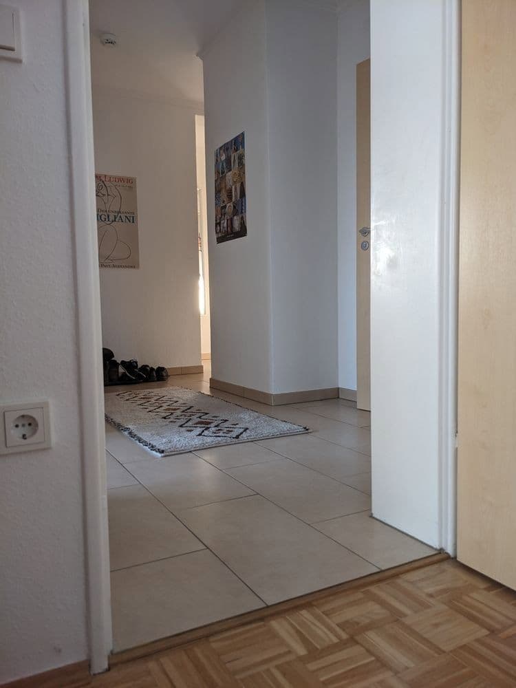 Prenájom bytu 4-izbový 90 m², Wiesbaden, Hesensko Prenájom bytu 4-izbový 90 m², Wiesbaden, Hesensko