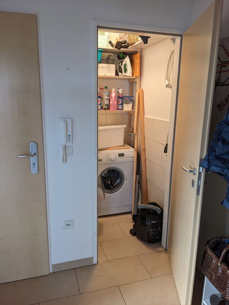 Prenájom bytu 4-izbový 90 m², Wiesbaden, Hesensko Prenájom bytu 4-izbový 90 m², Wiesbaden, Hesensko