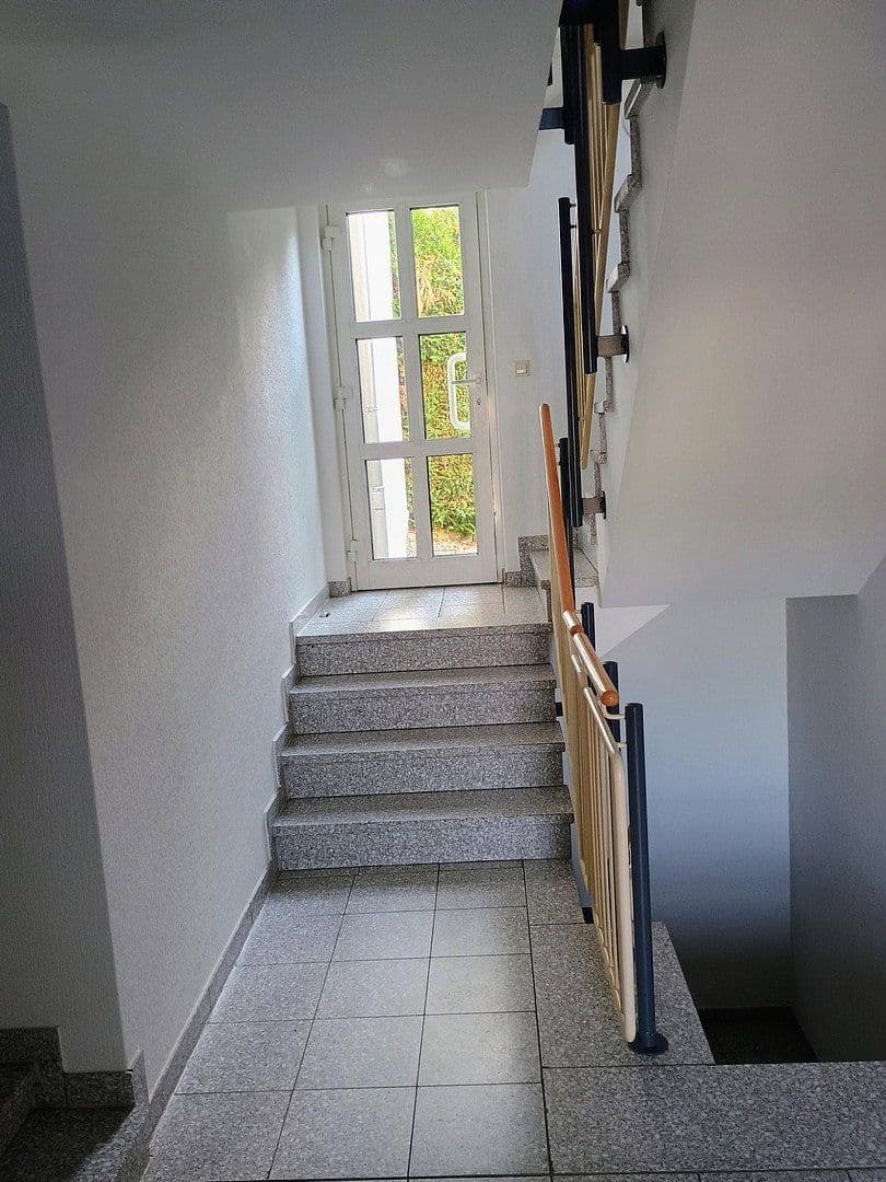 Prenájom bytu 3-izbový 79 m², Pommerstrasse 54, Kernen im Remstal, Bádensko-Wurttembersko Prenájom bytu 3-izbový 79 m², Pommerstrasse 54, Kernen im Remstal, Bádensko-Wurttembersko