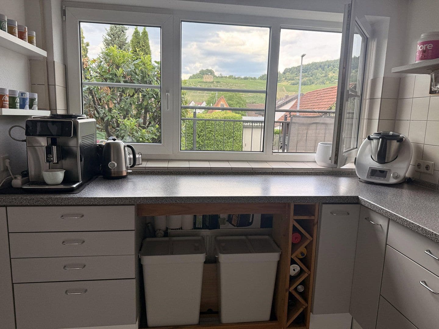 Prenájom bytu 3-izbový 79 m², Pommerstrasse 54, Kernen im Remstal, Bádensko-Wurttembersko Prenájom bytu 3-izbový 79 m², Pommerstrasse 54, Kernen im Remstal, Bádensko-Wurttembersko
