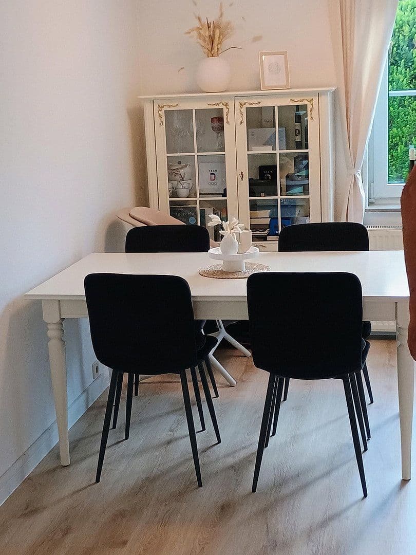 Prenájom bytu 3-izbový 79 m², Pommerstrasse 54, Kernen im Remstal, Bádensko-Wurttembersko Prenájom bytu 3-izbový 79 m², Pommerstrasse 54, Kernen im Remstal, Bádensko-Wurttembersko