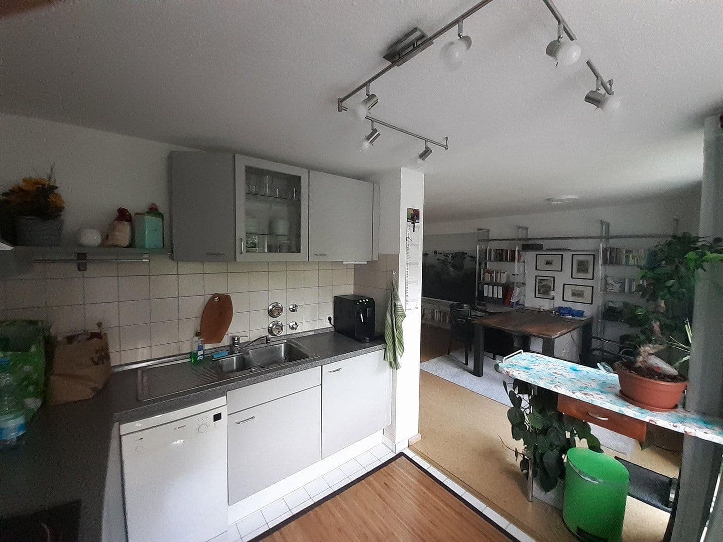 Prenájom bytu 3-izbový 79 m², Pommerstrasse 54, Kernen im Remstal, Bádensko-Wurttembersko Prenájom bytu 3-izbový 79 m², Pommerstrasse 54, Kernen im Remstal, Bádensko-Wurttembersko
