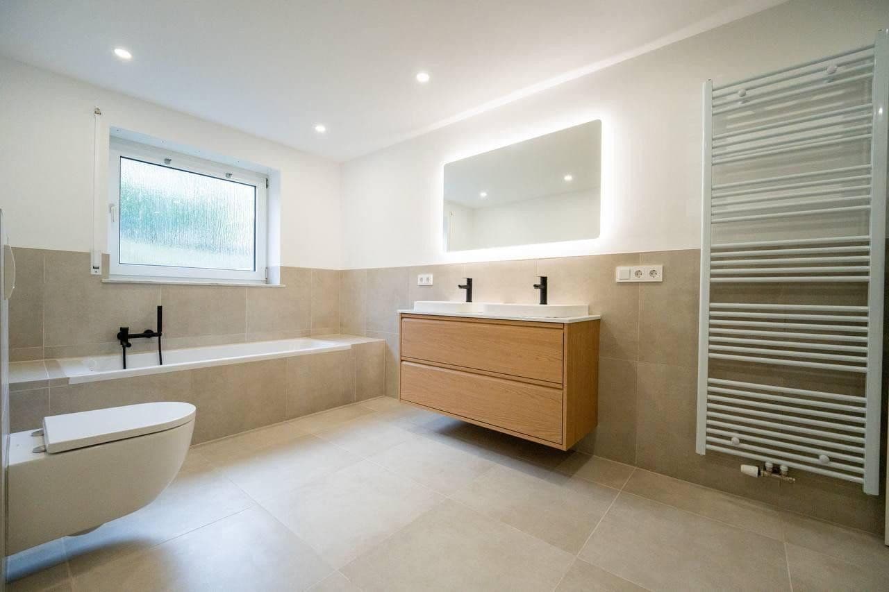 Predaj domu 275 m², pozemok 594 m², Steinwenden, Porýnie-Falcko Predaj domu 275 m², pozemok 594 m², Steinwenden, Porýnie-Falcko