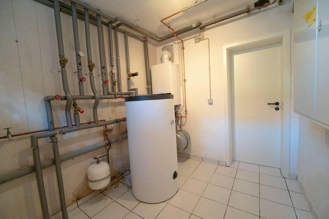 Predaj domu 275 m², pozemok 594 m², Steinwenden, Porýnie-Falcko Predaj domu 275 m², pozemok 594 m², Steinwenden, Porýnie-Falcko